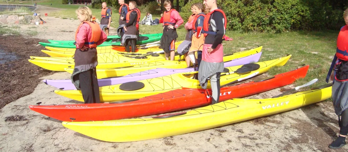 2ZWravK4-kajak-forberedelse-teambuilding-aktivitet.webp