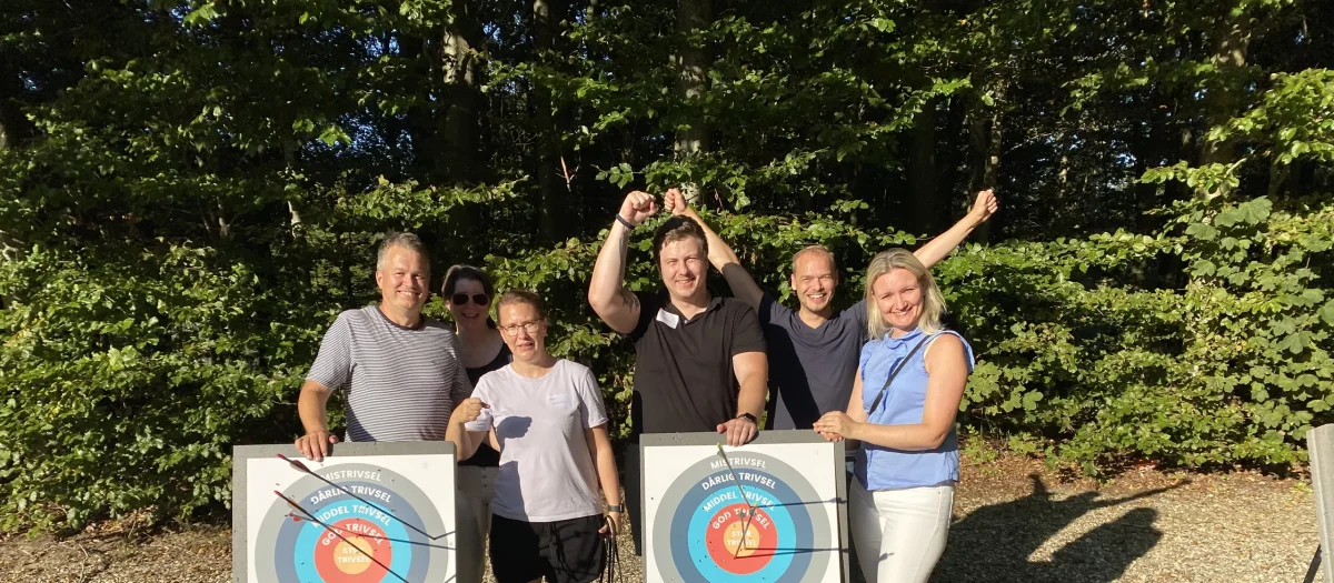 fQZ1ukR4-bueskydning-teambuilding-gruppe-sejr.webp