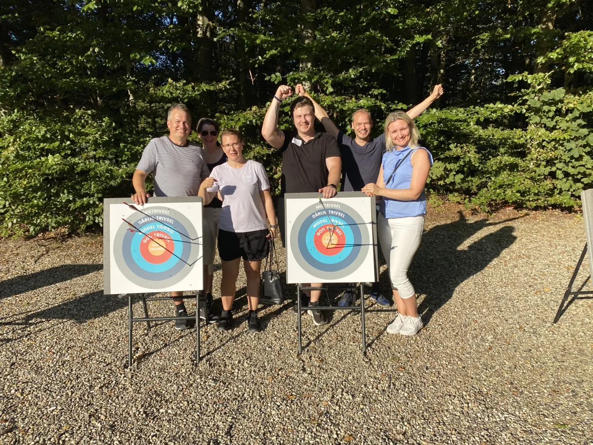 bueskydning-teambuilding-gruppe-sejr.webp