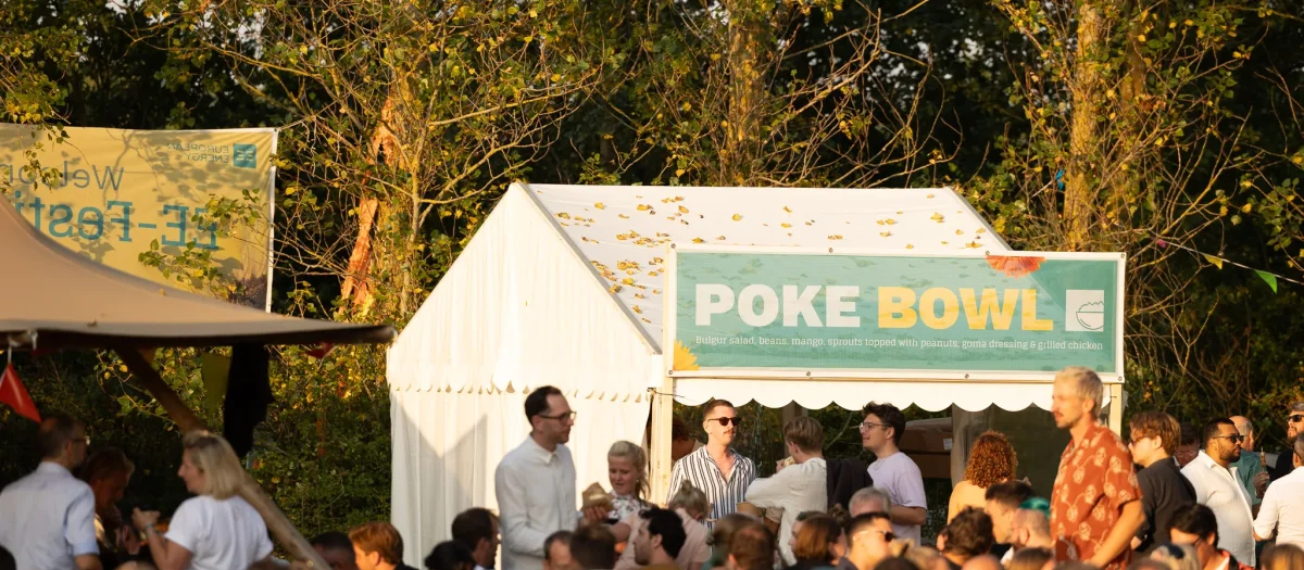 ULiZBPS7-poke-bowl-telt-teambuilding-event.webp