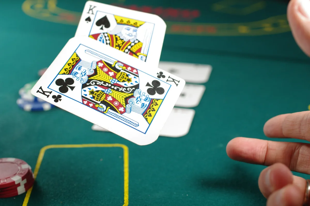 casino-kort-poker-spil.webp