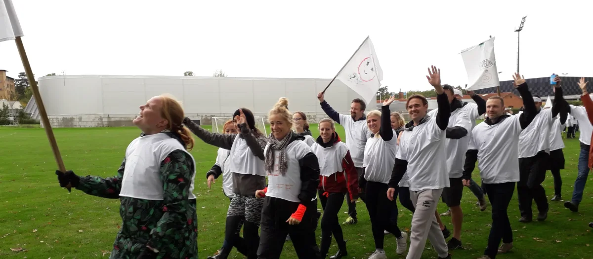 njWaJopx-woa-olympics-deltagere-haender-luften-aae0f774.webp