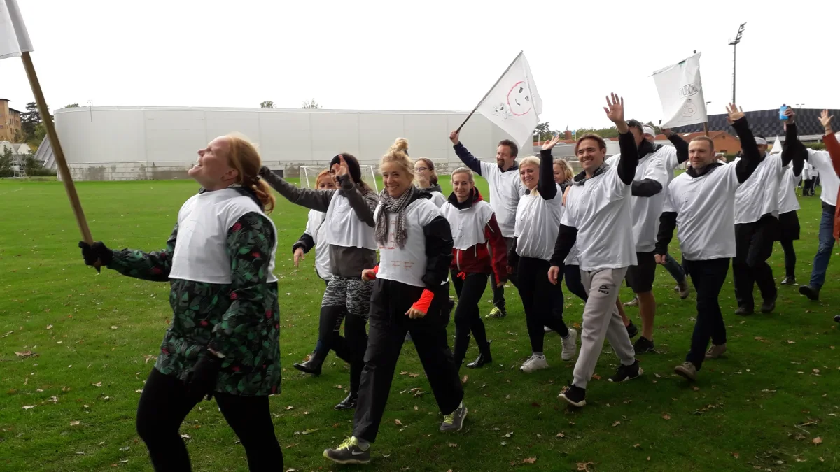 njWaJopx-woa-olympics-deltagere-haender-luften-aae0f774.webp