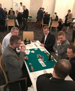 casino-poker-teambuilding-action.webp