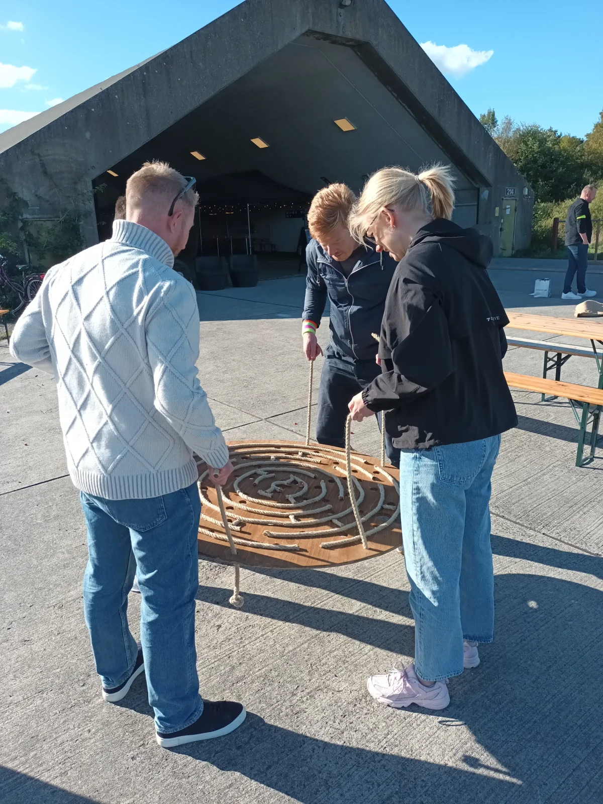 fangerne-paa-fortet-teambuilding.webp