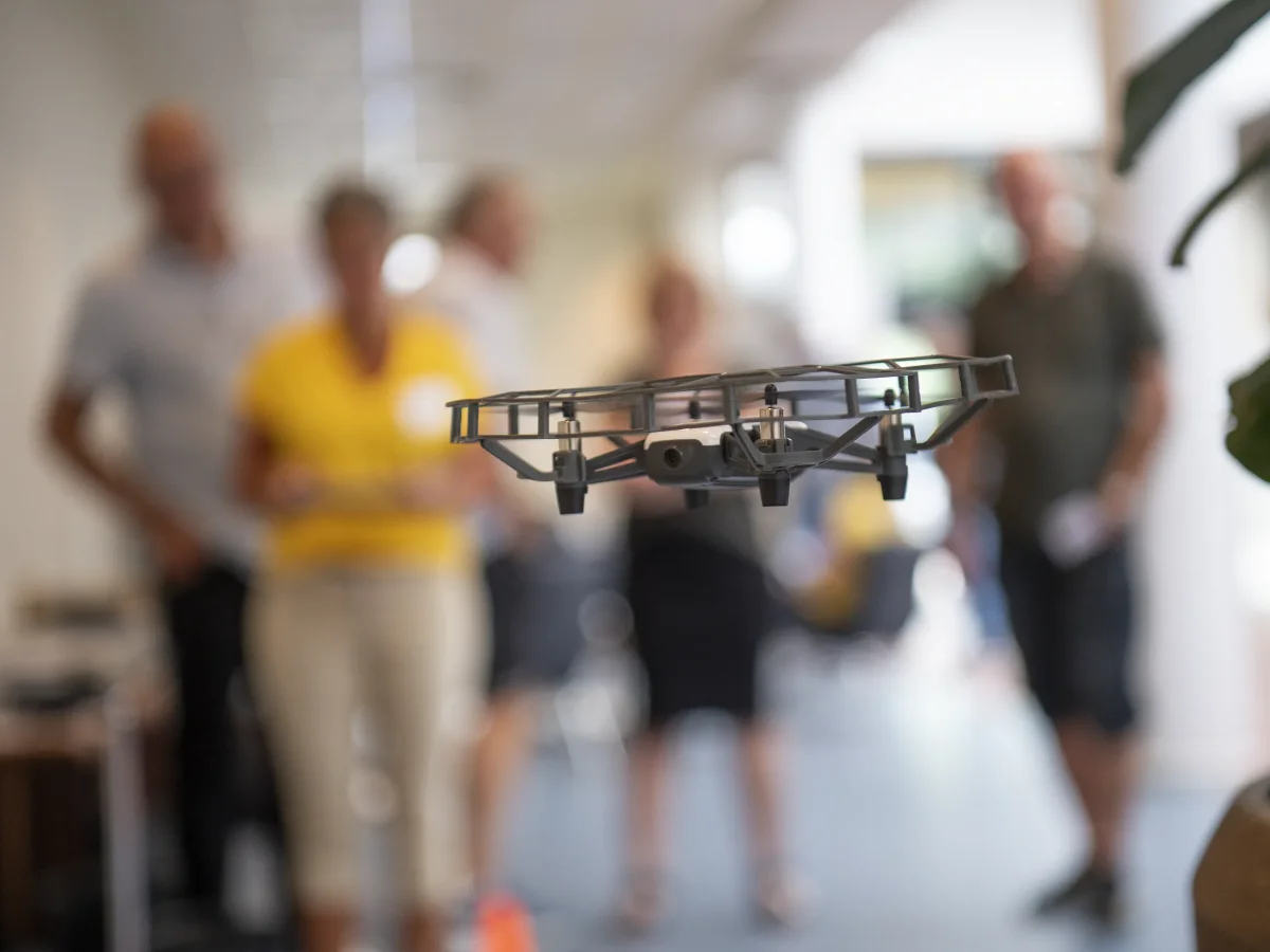 drone-teambuilding-aktivitet-woa.webp