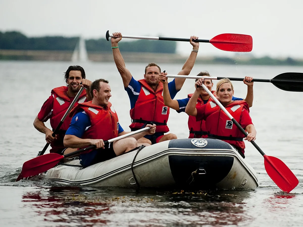 YeRn8BUK-gummibaads-regatta-teambuilding-aktivitet.webp