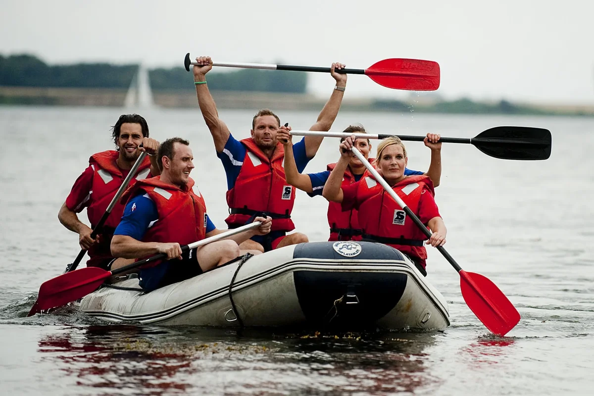 YeRn8BUK-gummibaads-regatta-teambuilding-aktivitet.webp