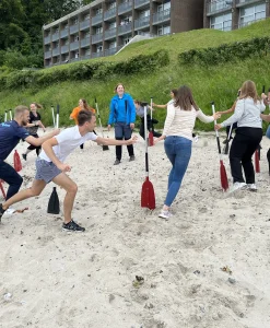 gummibaads-regatta-teambuilding-strand.webp