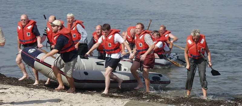 teambuilding-gummibaad-regatta-strand.webp