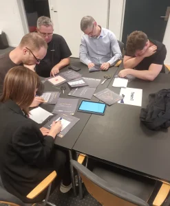 hackathon-teamwork-brainstorm.webp
