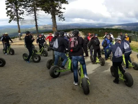 4U7Iv0eV-teambuilding-Firmarejser-Harzen-01-768x432-1.webp