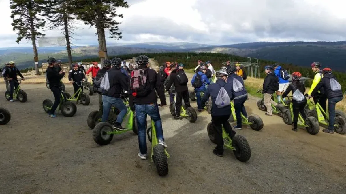4U7Iv0eV-teambuilding-Firmarejser-Harzen-01-768x432-1.webp