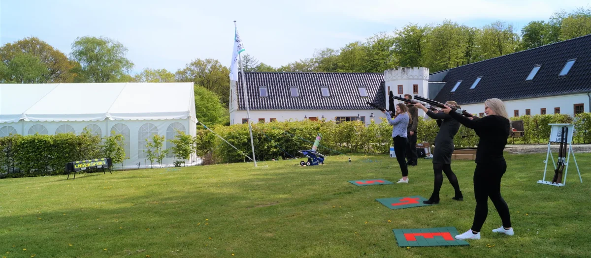 laser-lerdueskydning-teambuilding-aktivitet-2.webp
