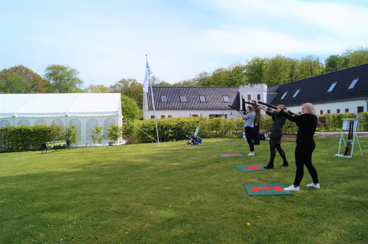laser-lerdueskydning-teambuilding-aktivitet-2.webp