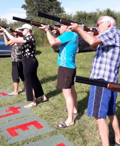 laser-lerdueskydning-teambuilding-aktivitet.webp