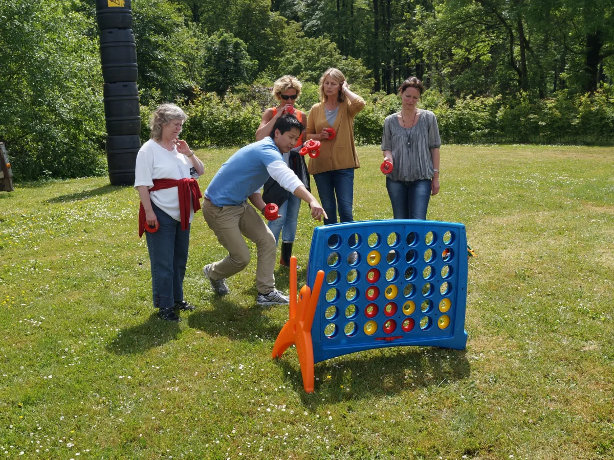 VjBv7Vby-money-maker-teambuilding-aktivitet-udendoers.webp