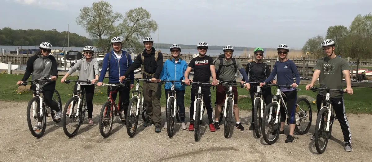 bhOGH31k-mountainbike-gruppe-teambuilding-cykeltur.webp