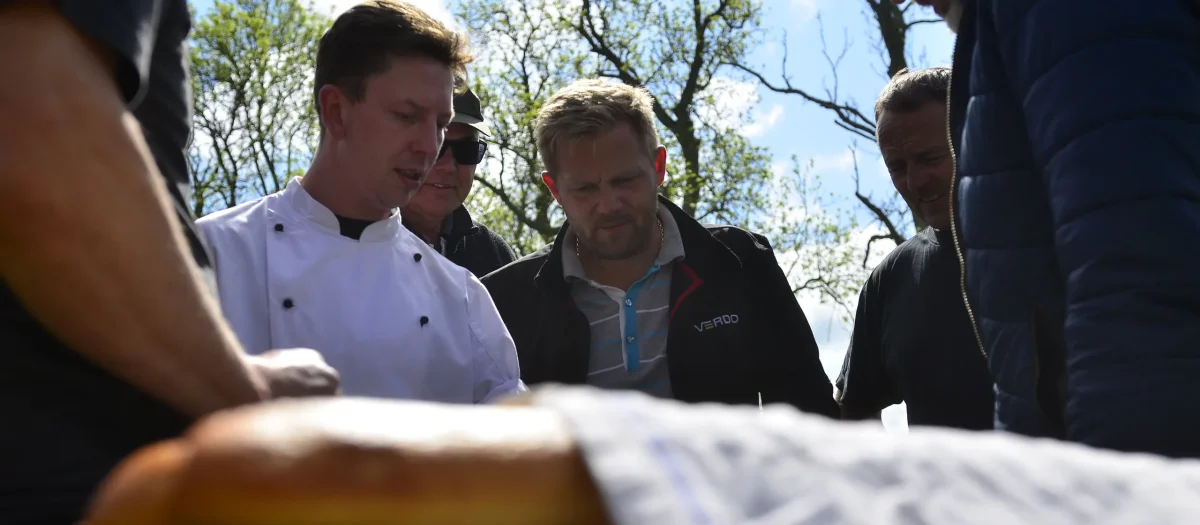 outdoor-cooking-teambuilding-challenge.webp