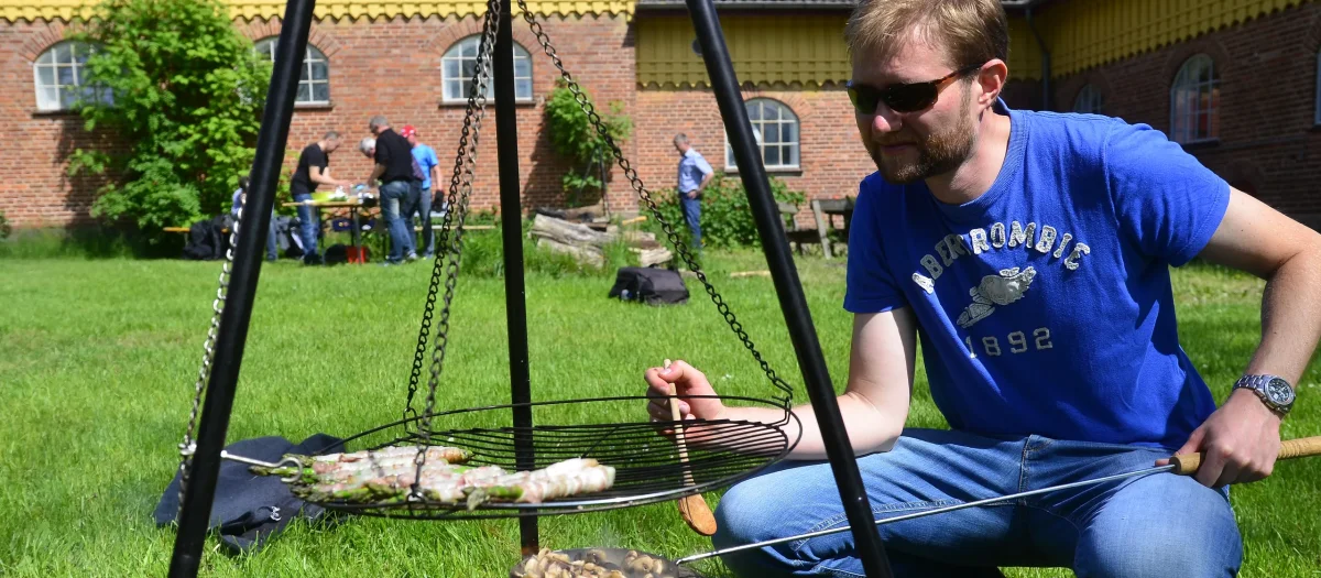 outdoor-madlavning-balfyr-teambuilding.webp