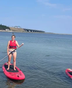 paddleboard-teambuilding-aktivitet-vand.webp