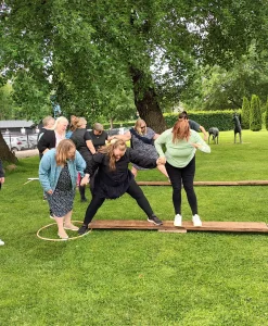 teambuilding-tovtraekning-aktivitet.webp
