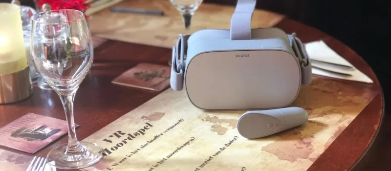 vr-headset-restaurant-bord-murder-mystery.webp