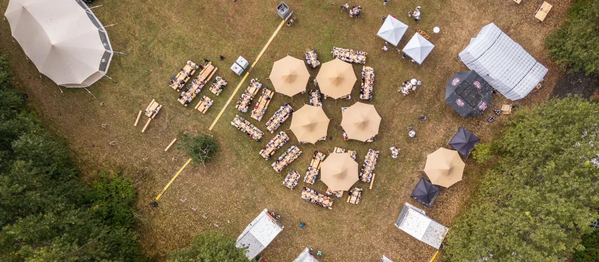 outdoor-event-dronevue-teambuilding-setup.webp