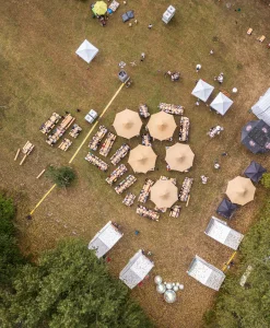 HetGvXyO-outdoor-event-dronevue-teambuilding-setup.webp