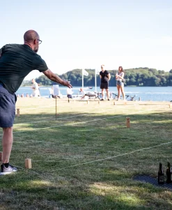 garden-games-kubb-teambuilding-aktivitet.webp