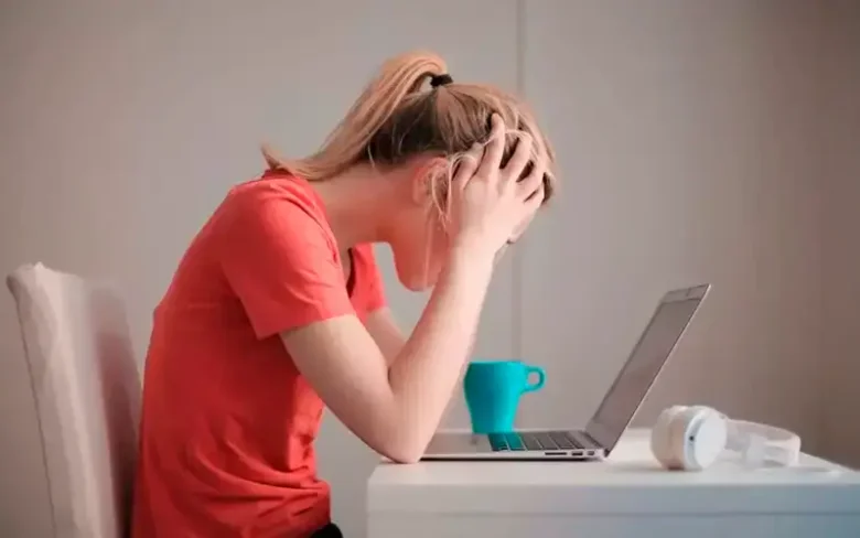 Sådan spotter du et dårligt arbejdsmiljø